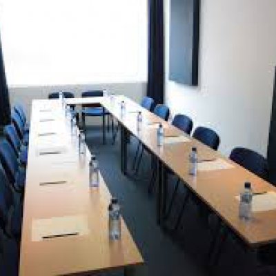 El GEIC es reuneix amb dues responsables d'Ensenyaments de Règim Especial